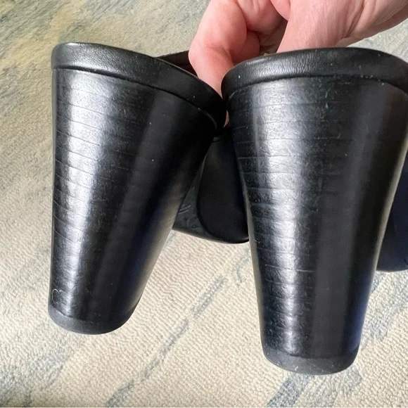 WESTERN Patricia Nash Black & Blue Embroidered Roberta Leather Mule SIZE 7 - Picture 7 of 9